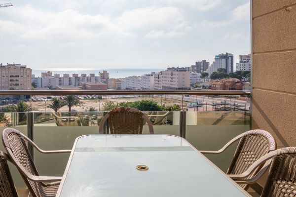 En venta Apartamento moderno, El Campello, Alicante, Comunidad Valenciana, España