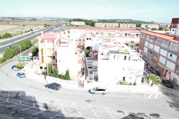 En venta Apartamento en planta alta, La Mata, Alicante, Comunidad Valenciana, España