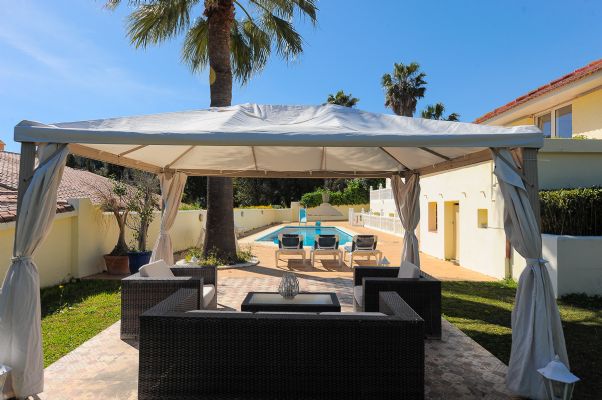 En venta Villa, San Roque, Cádiz, Andalucía, España